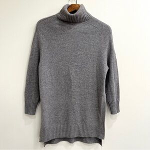 Saks Fifth Avenue 100% Cashmere Gray Turtleneck Tunic Length Sweater Size XS